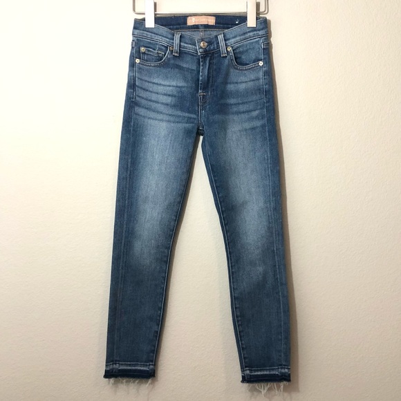 CLOSEOUT \7FAM\• Luxe Vintage Cropped Skinny Jeans with Let Down Hem - Picture 2 of 16